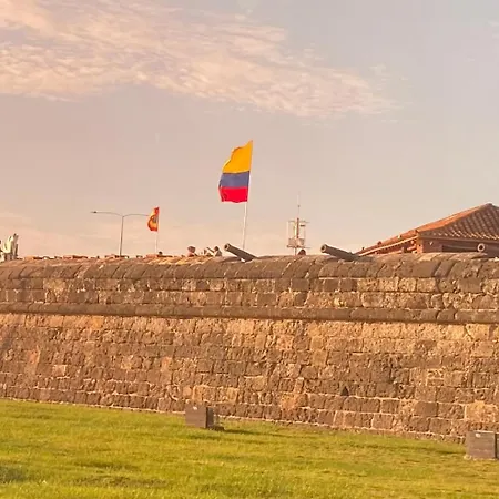 Magnifico Apartasuit Con Vista Al Mar Cartagena